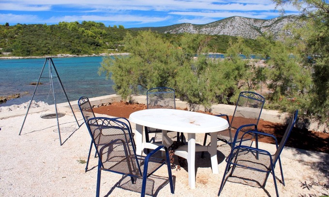 Kneza Apartment | Two bedroom apartment near beach Kneža, Korčula (A-168-a)