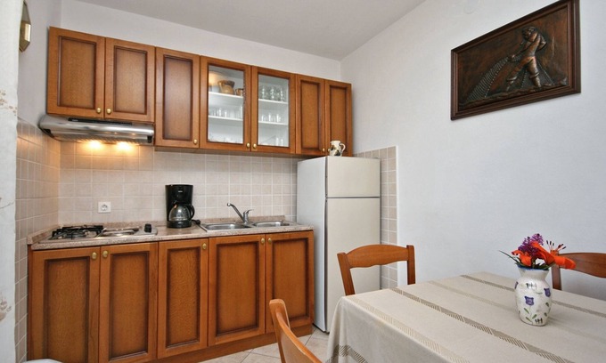 Tribulje Apartment | Two bedroom apartment with terrace and sea view Tribulje, Krk (A-5438-b)