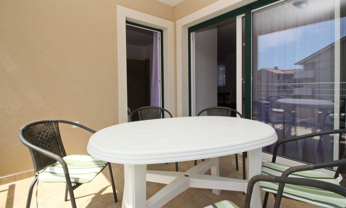 Baska Apartment | Two bedroom apartment with terrace Baška, Krk (A-18845-c)