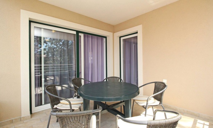 Baska Apartment | Two bedroom apartment with terrace Baška, Krk (A-18845-d)