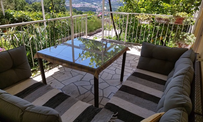 Zupa dubrovacka Apartment | Two bedroom apartment with terrace and sea view Buići, Dubrovnik (A-24565-a)