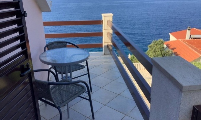 Zavalatica Apartment | Two bedroom apartment with terrace and sea view Zavalatica, Korčula (A-9137-a)