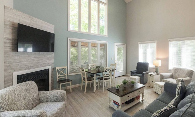 Grand Rivers Condo | Two Bedroom Bayside Condo