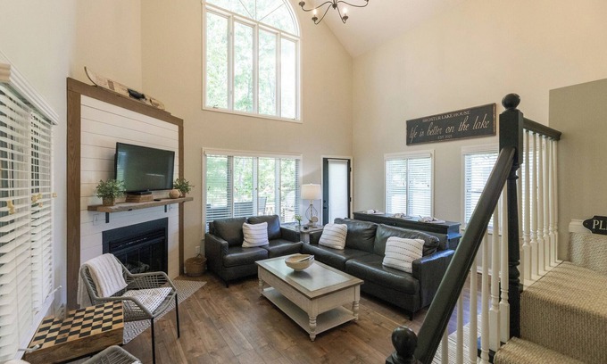 Grand Rivers Condo | Two Bedroom Bayside Condo