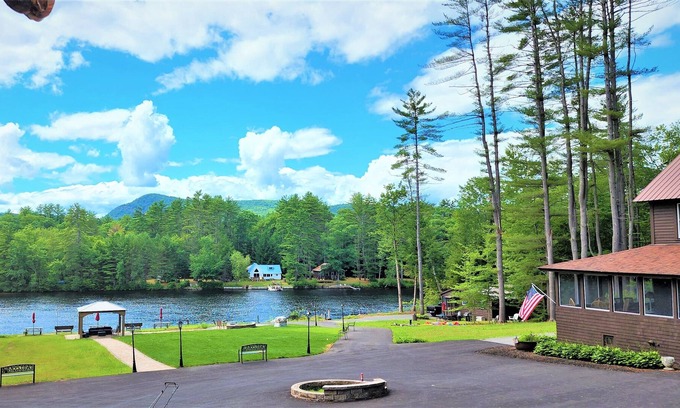 Lake Luzerne Cabin | Two Bedroom Carpenter Cabin