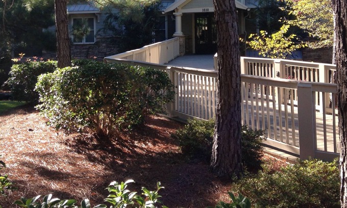Lake Oconee Condo | Two Bedroom Condo Minutes from the Ritz Carlton.
