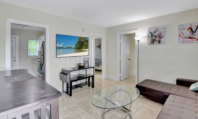 Delray Beach Cottage | Two bedroom cottage walk to Atlantic, pet friendly, free parking