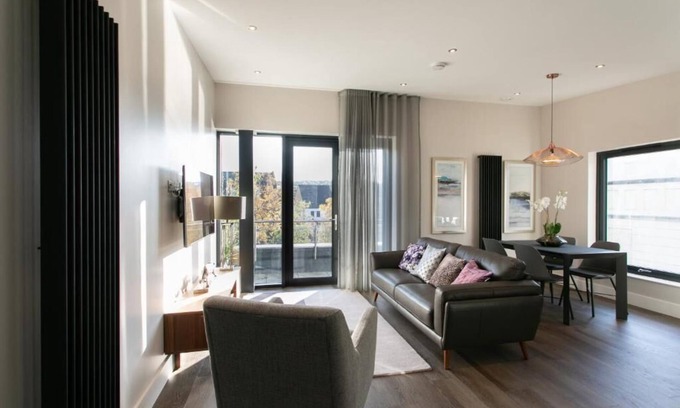 Newry Apartment | Two bedroom Deluxe Apartment Newry