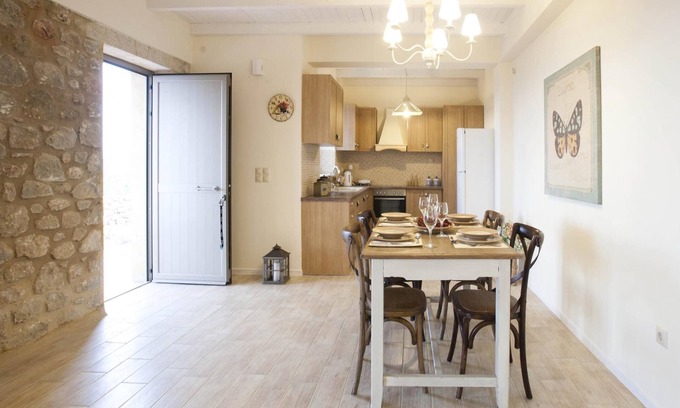 Riglia Villa | Two Bedroom Garden Villa - Iviskos