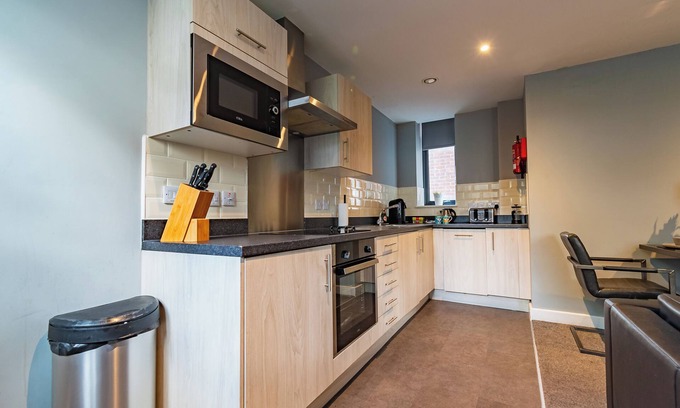 Newcastle-upon-Tyne Apartment | Two Bedroom Newcastle City Quayside Apartment