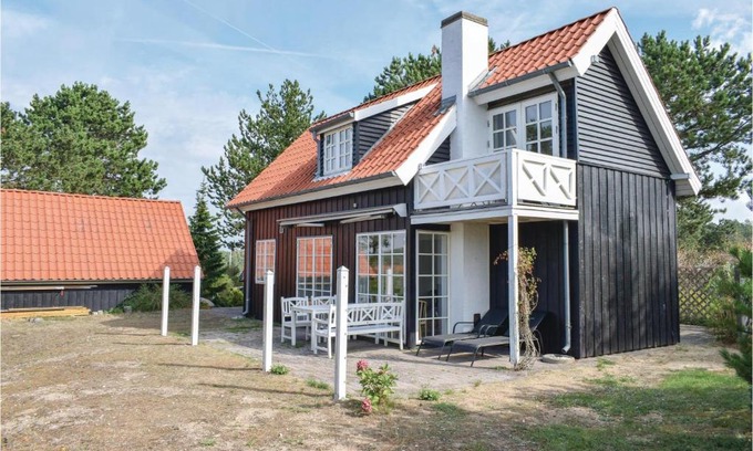 Ebeltoft House | Two-Bedroom Holiday Home In Ebeltoft