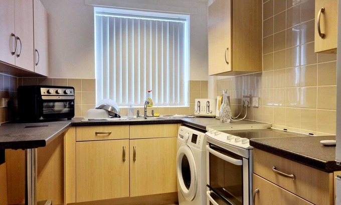 Rusholme House | Two Bedroom House On The Famous Curry Mile!