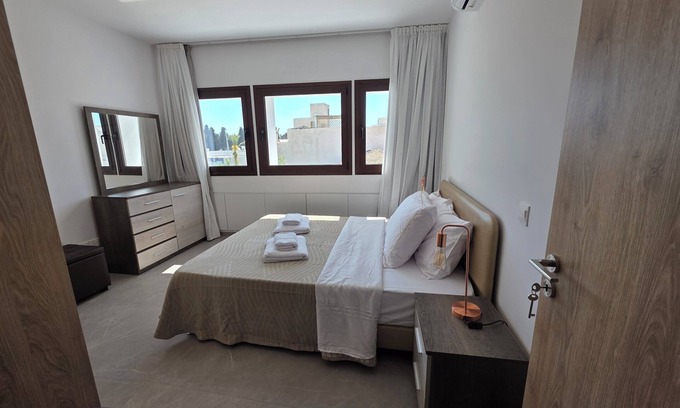 Old Town Apartment | Two-Bedroom Suites by Kentrikon 1924 Boutique Hotel, Old Town