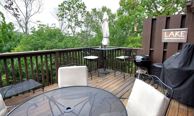 Holiday Island Condo | TWO BEDROOM, TWO BATH CONDO LOCATED ON THE ISLAND!