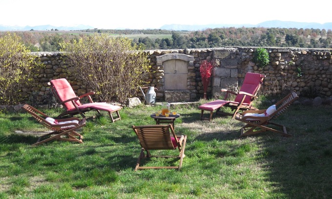 Valensole House | Two charming outbuildings with swimming pool
