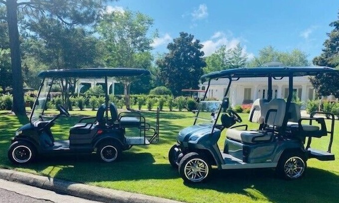 Laurel Grove House | Two Golf Carts Included ~ Private Porch ~ Family Friendly ~ Spacious Kitchen