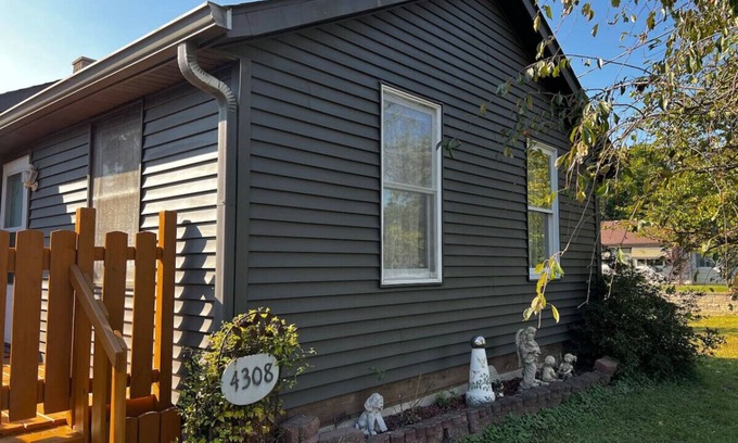 West Newton House | Two houses on 3 acres