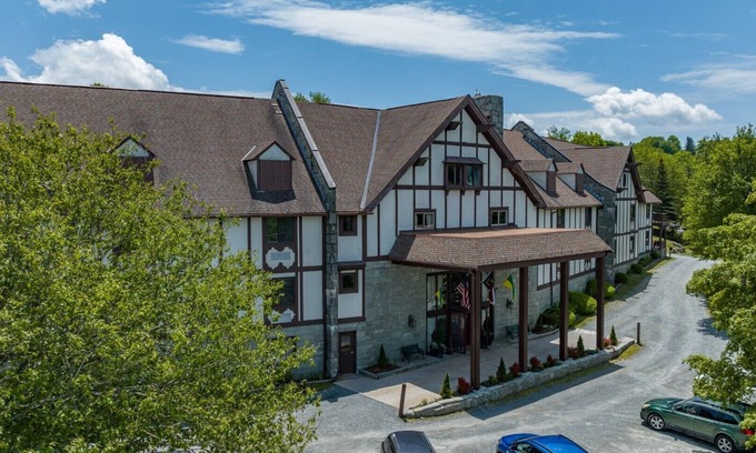 Beech Mountain Hotel | Two Level Condo Spiral Staircase, Fall in Love with Beech!