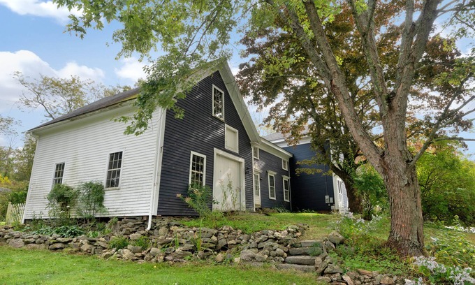 Phippsburg Other | Two minutes from the water! Cozy Colonial farmhouse with modern amenities
