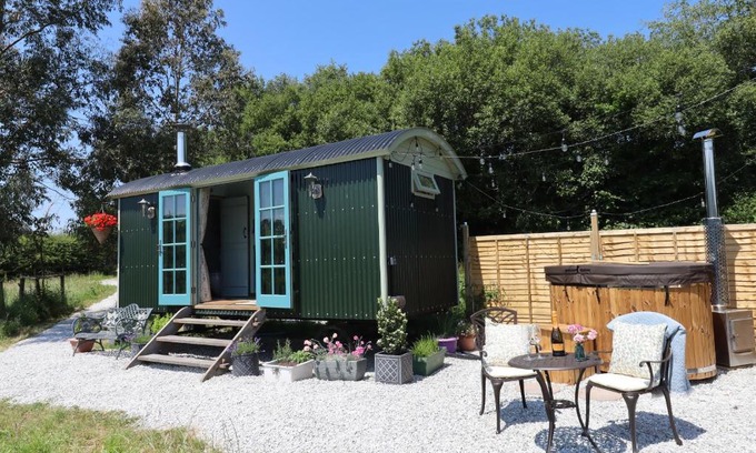 Hittisleigh House | Two Moors Shepherds Hut