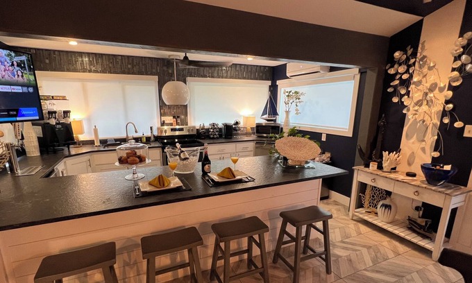 Ferndale House | Two-Person Oasis with Pool & All the Amenities