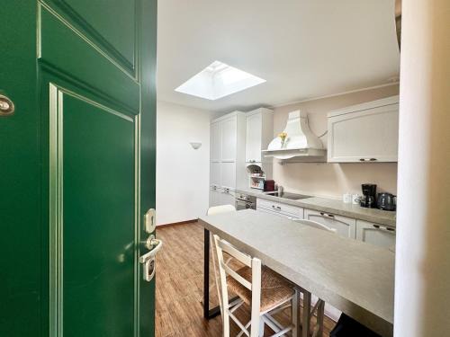 Milan Apartment | Two-room apartment 15 minutes from the Duomo