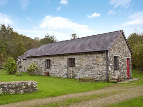 Crymych House | Ty Bach