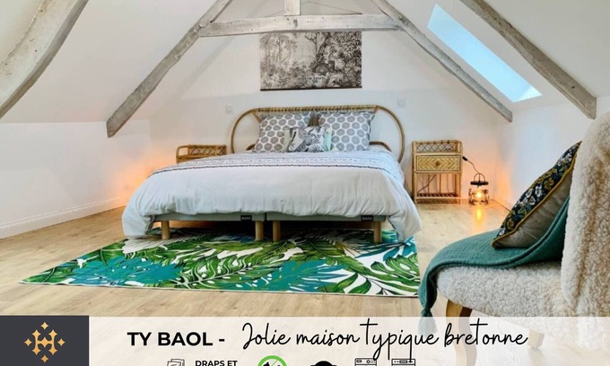 Plouguerneau Ski Chalet | TY BAOL - Pretty typical Breton house