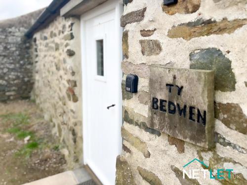 St Brides House | Ty Bedwen - Cosy Rural Retreat in St Davids