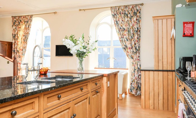 Beaumaris Cottage | Ty Biwmares