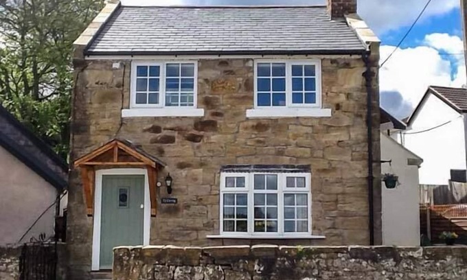 Nercwys Cottage | TY CERRIG, pet friendly, character holiday cottage in Nercwys