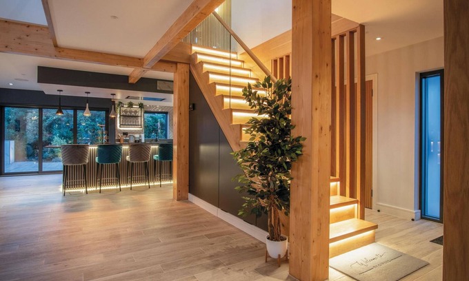 St. Florence House | Ty Cyfoes - Luxurious 4 Bedroom - St Florence