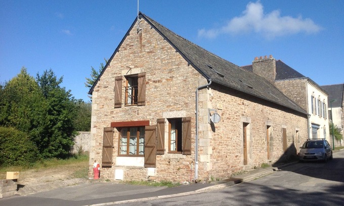 Scaer Cottage | ty-feniers cottage in southern Brittany