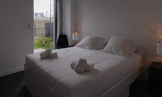 Porspoder Apartment | TY FOUR - Lovely luxury T2 flat with sea view