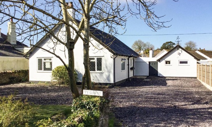 Tyn-y-Gongl House | Ty Garth