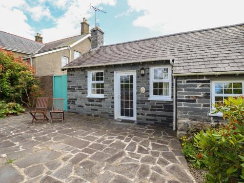 Tywyn House | Ty Llaeth Cottage