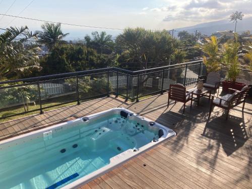 Bras de Pontho Villa | Ty Lodge