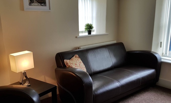 Rhayader Apartment | Ty Morgans Apartments