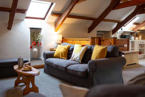 Castlemorris House | Ty Tatws Fishguard Pembrokeshire