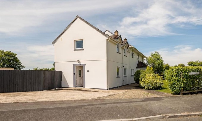 Haverfordwest House | Ty Venda