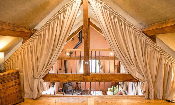 Penrhyndeudraeth Cottage | Tyn Llwyn Cornel Eco Barn