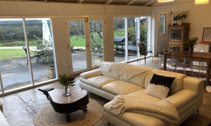 Kuitpo House | Tynan Farm Accommodation