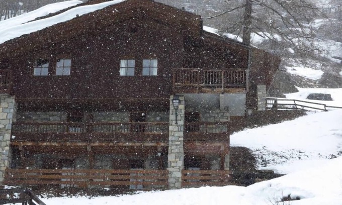 Les Brevieres Ski Chalet | Typical chalet, combining the charm of wood and stone, overlooking the Isère river