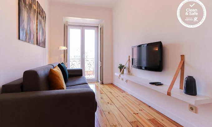 Mouraria Apartment | Typical Mouraria by Homing