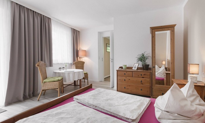 Strehlen Apartment | Typically Saxon! Cozy little apartment in the heart of Dresden.