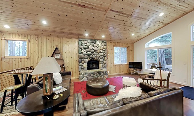 Truckee House | Tyrol Getaway