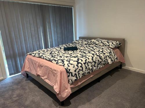 Carlingford House | U Room