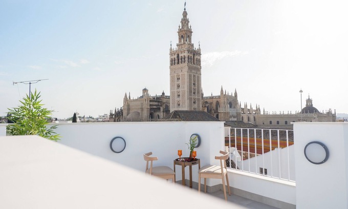 Santa Cruz Apartment | U-Sense Sevilla Catedral