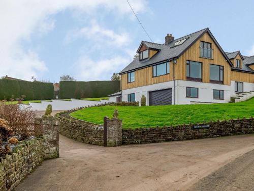 Lydney House | Uk34469 - Orchard Lodge