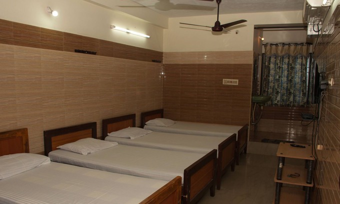 Kelambakkam Hotel | Ulo Raj Residency